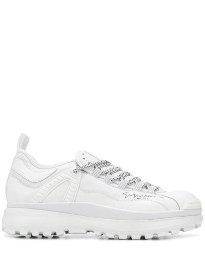 White Giorgio Armani Logo Patch Low Top Men's Sneakers | UAE21856